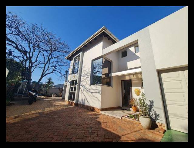 4 BEDROOM HOUSE FOR SALE IN SUNNINGDALE